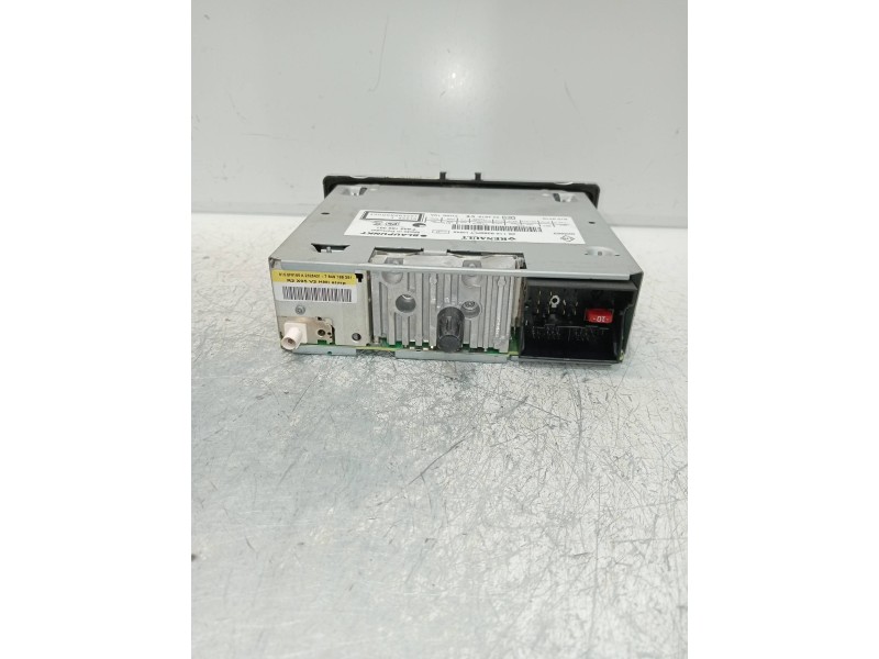 Recambio de sistema audio / radio cd para renault fluence expression referencia OEM IAM 281159389R 7645189391 