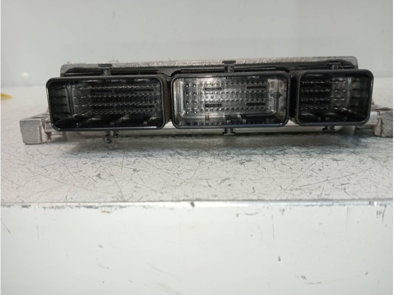 Recambio de centralita motor uce para renault fluence expression referencia OEM IAM 237100777R 237100033R S180067109A