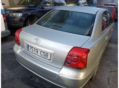 toyota avensis berlina (t25) del año 2003 2