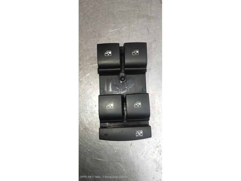 Recambio de mando elevalunas delantero izquierdo para opel astra j lim. excellence referencia OEM IAM 13305011 251869 5P