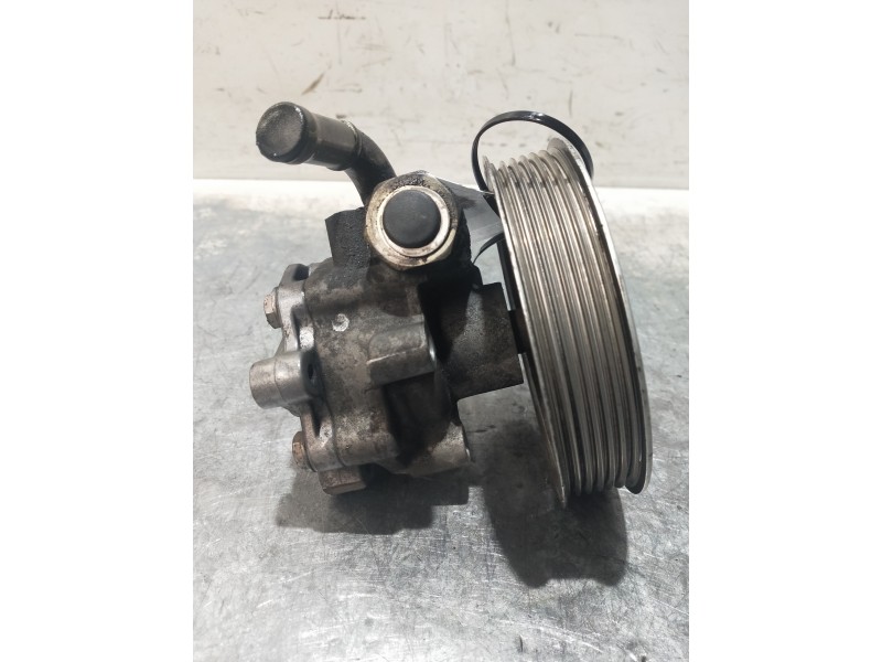 Recambio de bomba direccion para audi a4 berlina (8e) 2.0 referencia OEM IAM 8E0145153  