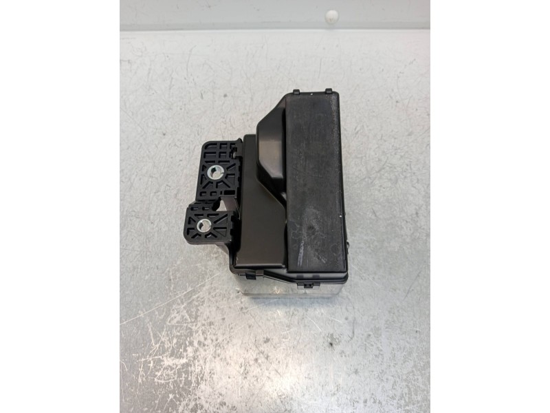 Recambio de caja reles / fusibles para kia niro business referencia OEM IAM 375S3G2100 1909231001 