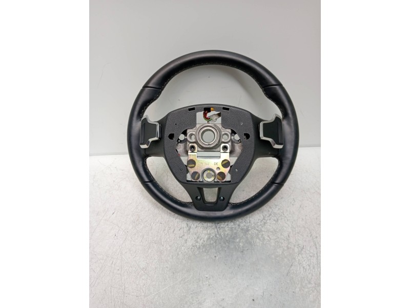 Recambio de volante para kia niro business referencia OEM IAM 56114Q4000  