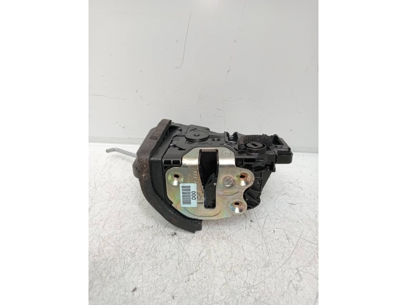 Recambio de motor cierre centralizado delantero derecho para kia niro business referencia OEM IAM 81410G5000  