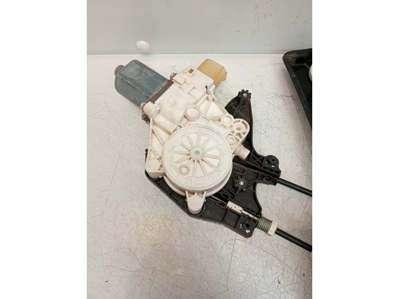 Recambio de elevalunas delantero derecho para bmw serie 2 coupe (f22) m240i referencia OEM IAM 7268448S 934757100 