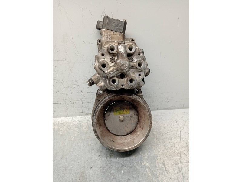 Recambio de caudalimetro para audi coupe (8b3) básico referencia OEM IAM 0438121085 054133353A 0438101029