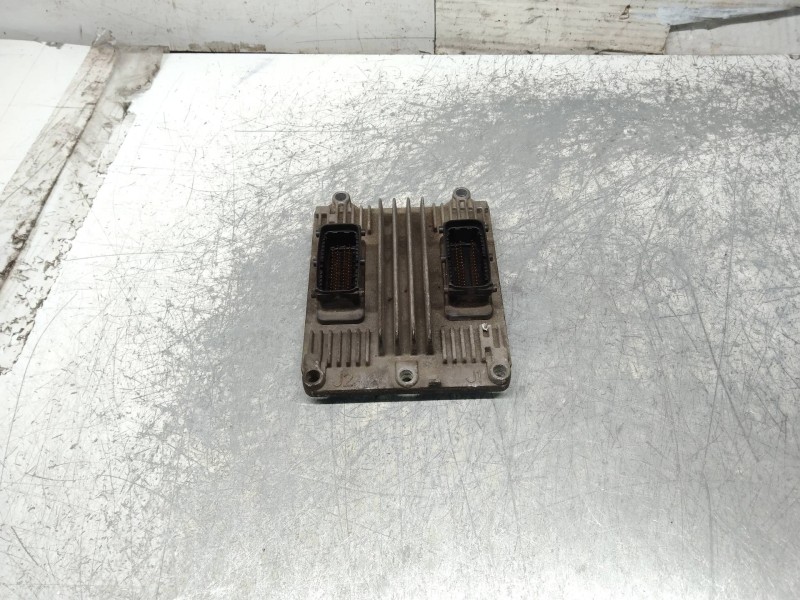 Recambio de centralita motor uce para opel astra g coupé 2.2 16v edition referencia OEM IAM 09391283 12202143 BC DKTP