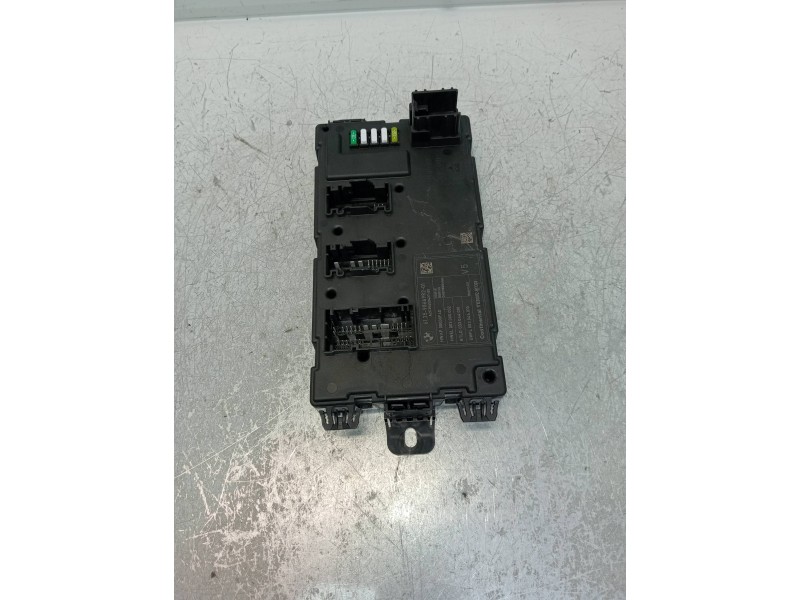 Recambio de caja reles / fusibles para bmw serie 2 coupe (f22) m240i referencia OEM IAM 6135986698201 A2C3045042700 