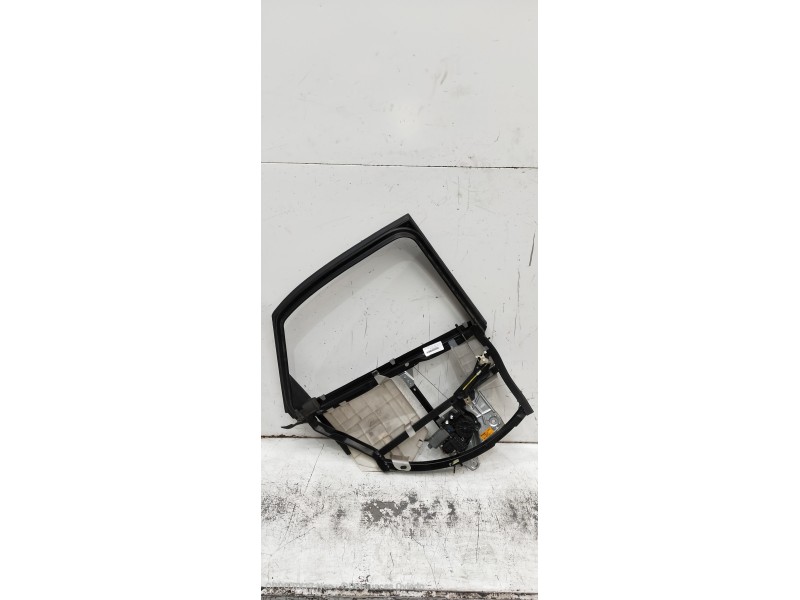 Recambio de elevalunas trasero izquierdo para audi a4 berlina (b5) 1.9 tdi referencia OEM IAM 8D0839397D SIN CRISTAL 