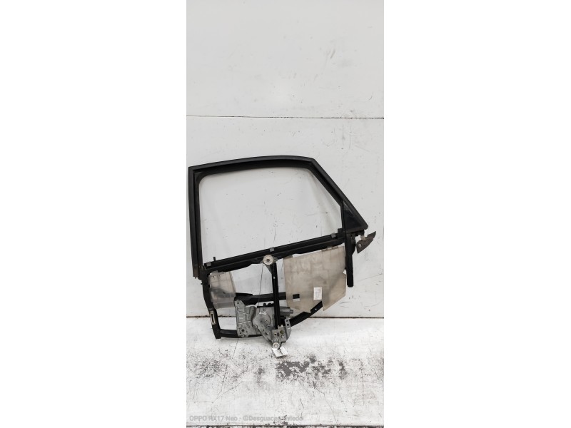Recambio de elevalunas trasero izquierdo para audi a4 berlina (b5) 1.9 tdi referencia OEM IAM 8D0839397D SIN CRISTAL 