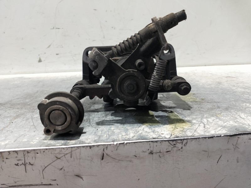 Recambio de pinza freno trasera derecha para opel astra j lim. excellence referencia OEM IAM   