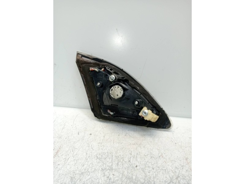 Recambio de piloto trasero derecho interior para mazda 6 lim. (gh) 2.0 crtd 140cv active (5-ptas.) referencia OEM IAM GS1F513F0 