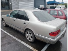 mercedes clase e (w210) berlina diesel del año 2003 2