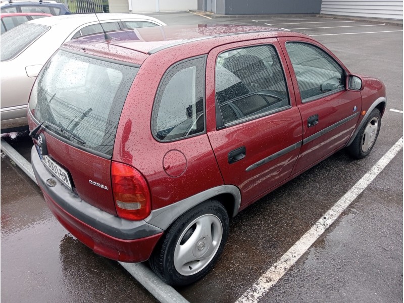 opel corsa b del año 1998