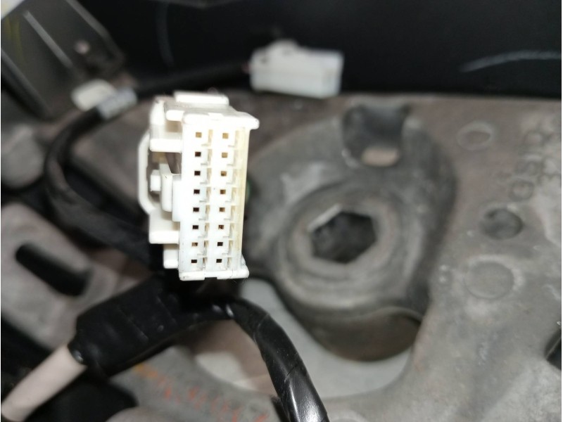 Recambio de volante para mazda 6 lim. (gh) 2.0 crtd 140cv active (5-ptas.) referencia OEM IAM   