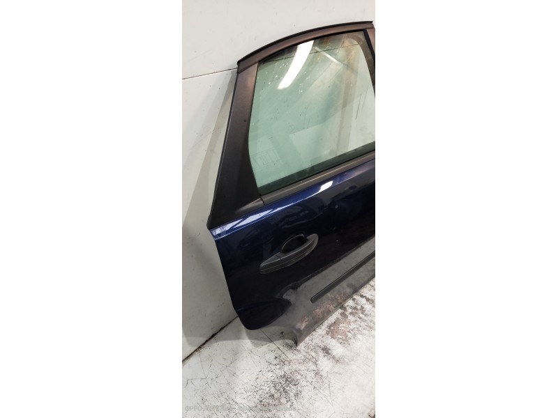 Recambio de puerta trasera derecha para ford focus berlina (cap) ambiente (d) referencia OEM IAM   5P