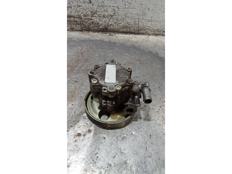 Recambio de bomba direccion para citroen c5 berlina 2.0 hdi sx referencia OEM IAM   