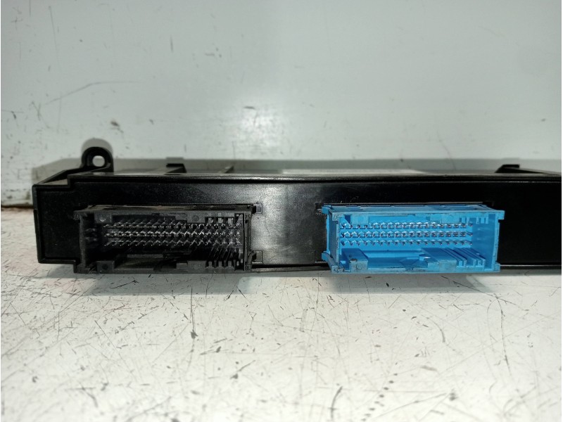 Recambio de modulo electronico para bmw serie 1 berlina (e81/e87) 118d referencia OEM IAM 69688350Q 10681810 
