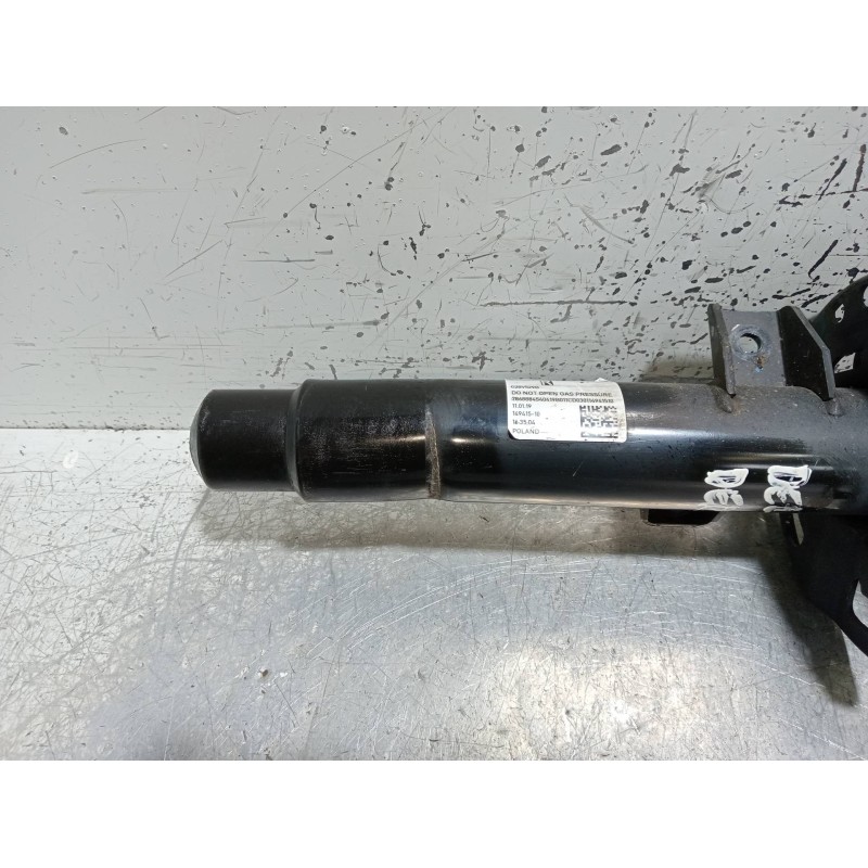 Recambio de amortiguador delantero derecho para bmw serie 3 berlina (g20) 320d referencia OEM IAM 22330890  ESTA UN POCO DOBLADO