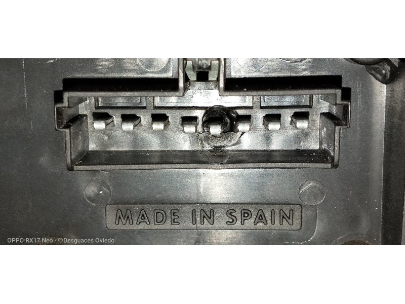 Recambio de piloto delantero derecho para renault clio i fase i+ii (b/c57) referencia OEM IAM 7700827552  