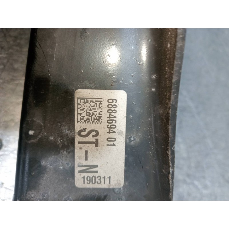 Recambio de brazo suspension inferior trasero derecho para bmw serie 3 berlina (g20) 320d referencia OEM IAM 688469401  