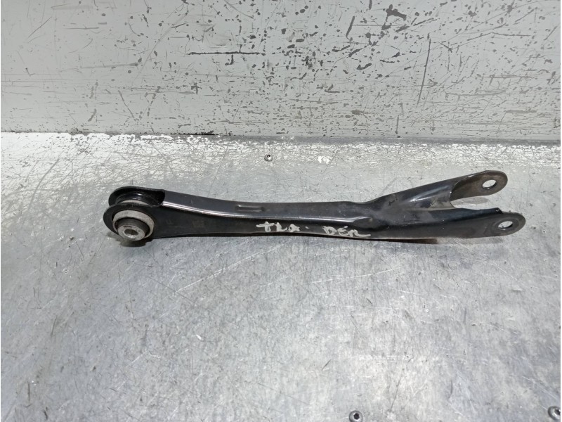Recambio de brazo suspension inferior trasero derecho para bmw serie 3 berlina (g20) 320d referencia OEM IAM 687864101  