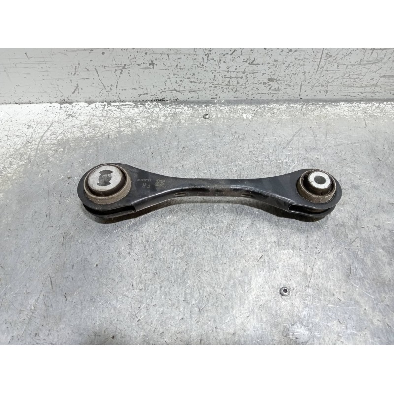 Recambio de brazo suspension superior trasero derecho para bmw serie 3 berlina (g20) 320d referencia OEM IAM 687863301  