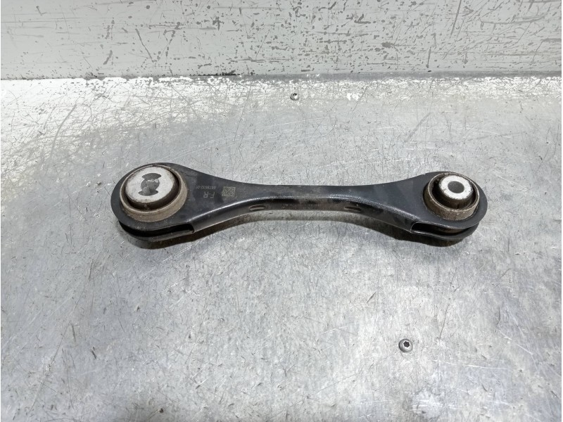 Recambio de brazo suspension superior trasero derecho para bmw serie 3 berlina (g20) 320d referencia OEM IAM 687863301  