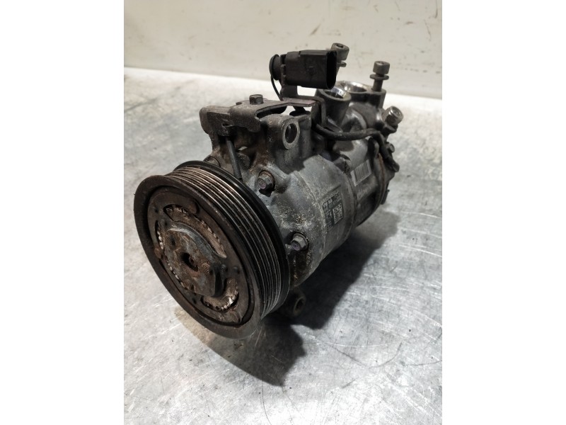 Recambio de compresor aire acondicionado para audi a4 avant (8w5) sport edition quattro referencia OEM IAM 4M0820803J 4471400300