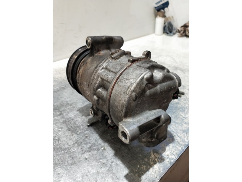 Recambio de compresor aire acondicionado para audi a4 avant (8w5) sport edition quattro referencia OEM IAM 4M0820803J 4471400300