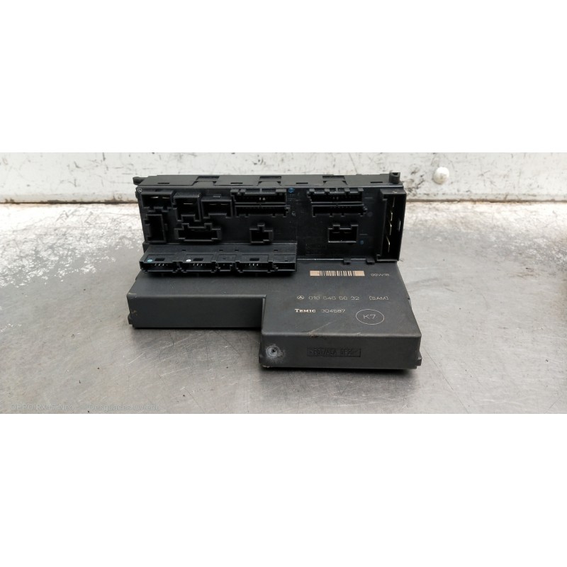 Recambio de caja reles / fusibles para mercedes clase c (w202) berlina 180 (202.018) referencia OEM IAM 0195455632 304587 