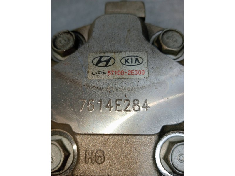Recambio de bomba direccion para hyundai tucson (jm) 2.0 crdi style referencia OEM IAM 571002E300 7614E284 