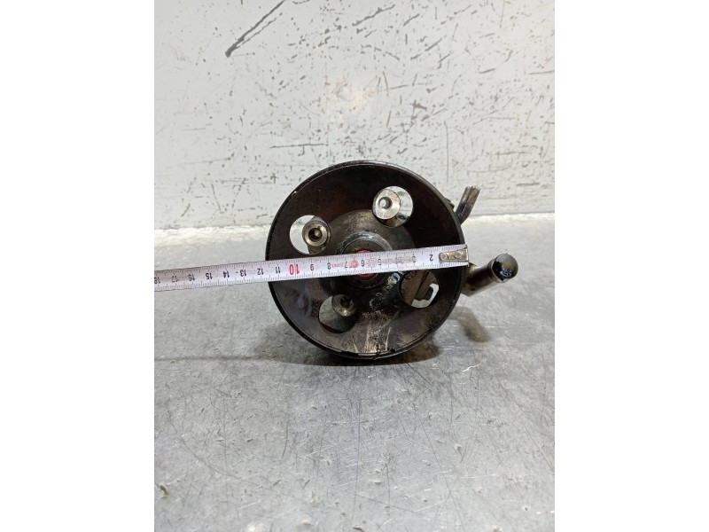 Recambio de bomba direccion para hyundai tucson (jm) 2.0 crdi style referencia OEM IAM 571002E300 7614E284 