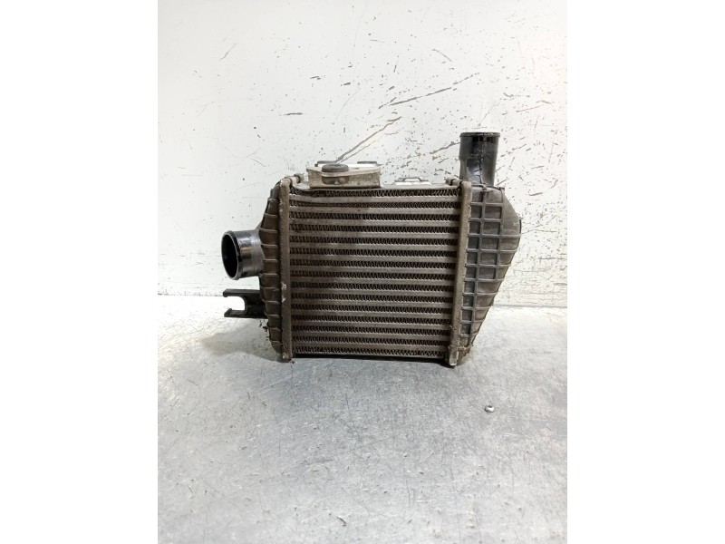 Recambio de intercooler para hyundai tucson (jm) 2.0 crdi style referencia OEM IAM 282702725X  