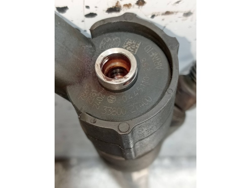 Recambio de inyector para hyundai tucson (jm) 2.0 crdi style referencia OEM IAM 0445110258 3380027400 