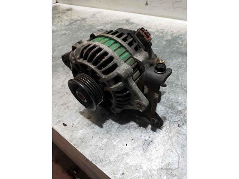 Recambio de alternador para kia shuma ii 1.6 ls berlina portón referencia OEM IAM AB180140 0K30D18300 