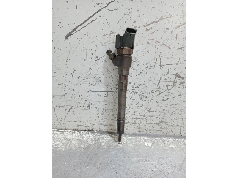 Recambio de inyector para hyundai tucson (jm) 2.0 crdi style referencia OEM IAM 0445110258 3380027400 