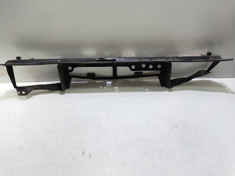 Recambio de panel frontal para lancia delta 1.6 cat referencia OEM IAM   