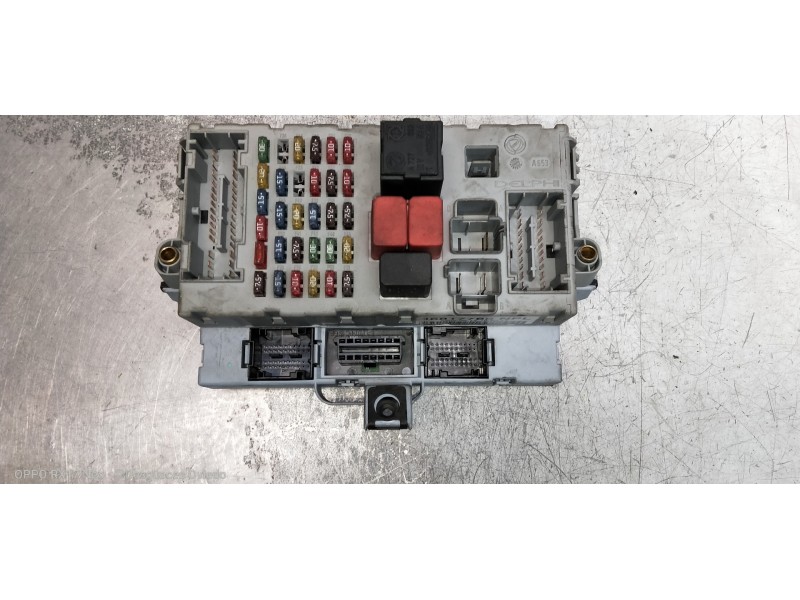 Recambio de caja reles / fusibles para fiat punto berlina (188) 1.2 16v elx referencia OEM IAM 468177285NPL  
