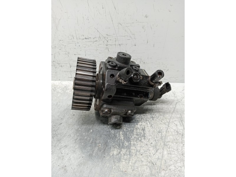 Recambio de bomba inyeccion para opel zafira b cosmo referencia OEM IAM 0445010097  BOSCH