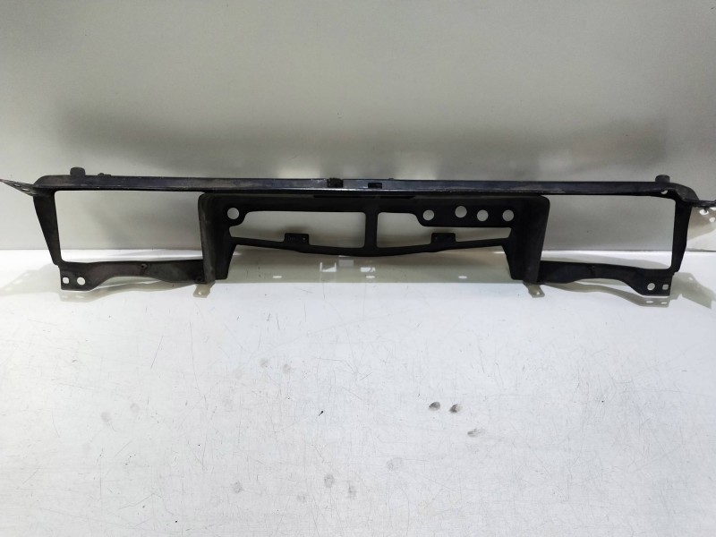 Recambio de panel frontal para lancia delta 1.9 turbodiesel cat referencia OEM IAM   