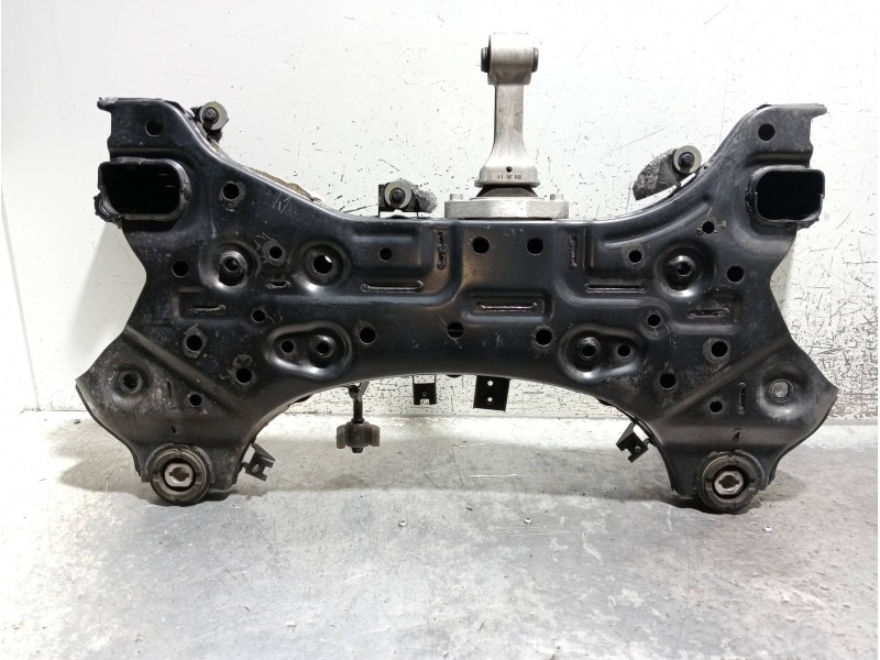 Recambio de puente delantero para kia niro business referencia OEM IAM 62401G5100  LA CUNA