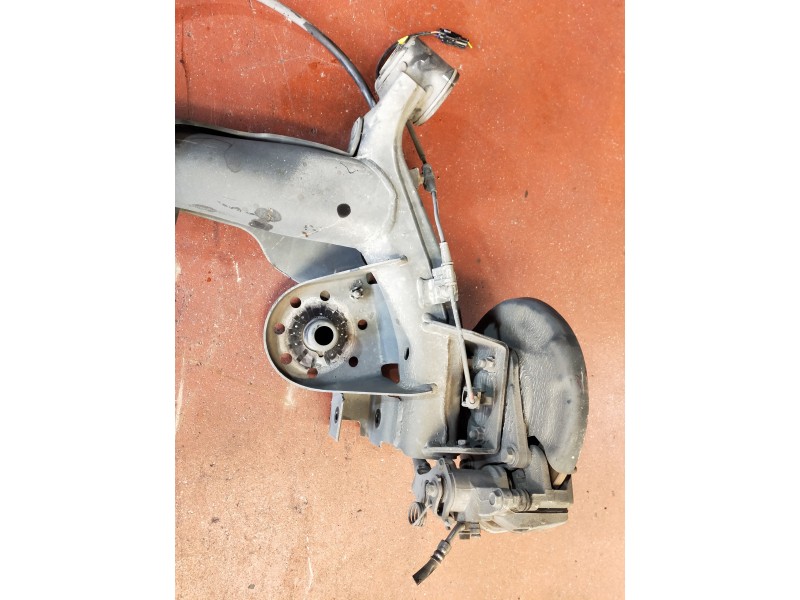 Recambio de puente trasero para hyundai elantra (ad)(2016) tecno referencia OEM IAM   DISCO/ABS