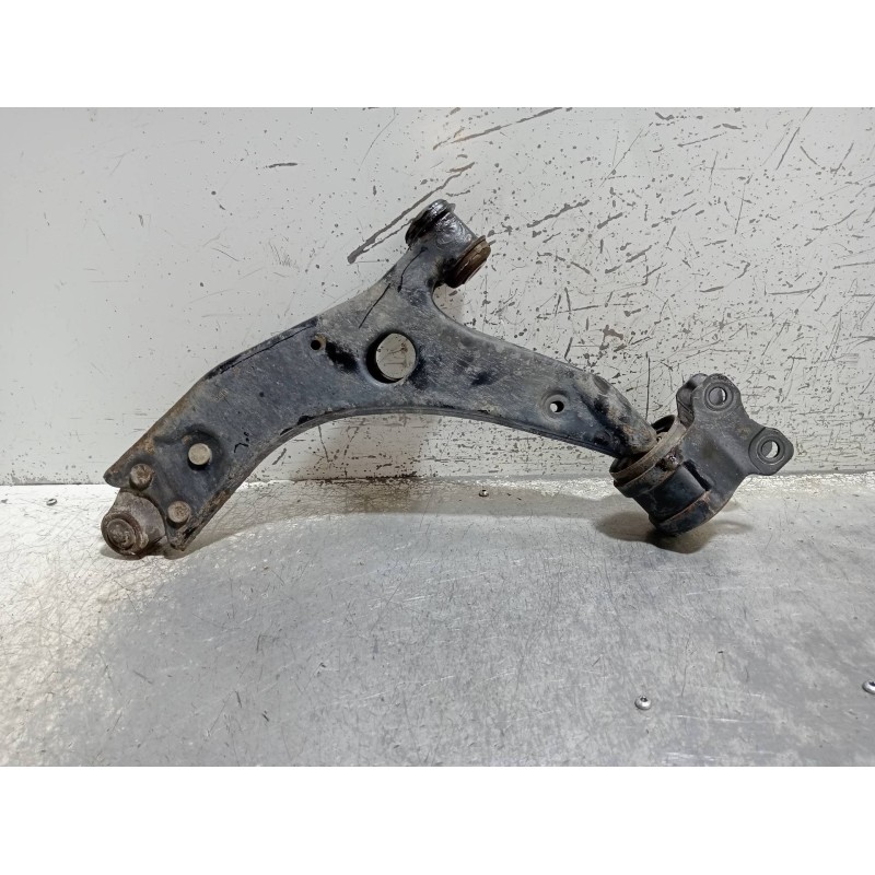 Recambio de brazo suspension inferior delantero derecho para ford focus berlina (cap) ambiente (d) referencia OEM IAM   