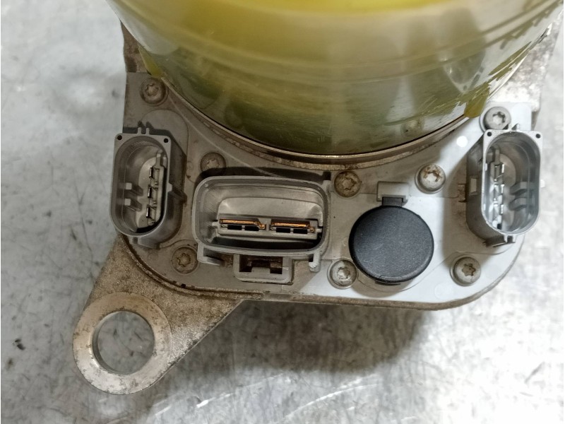 Recambio de bomba direccion para ford focus berlina (cap) ambiente (d) referencia OEM IAM 4M513K514BD  