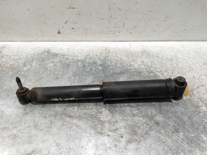 Recambio de amortiguador trasero para renault scenic ii authentique referencia OEM IAM 8200367540  