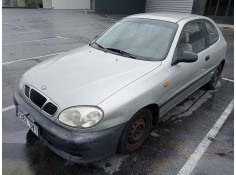 daewoo lanos del año 2002