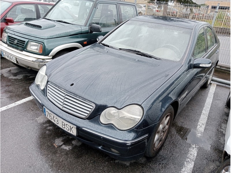 mercedes clase c (w203) berlina del año 2002