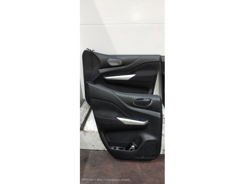 Recambio de juego tapizados / cartoneras para nissan navara pick-up d23 2.3 dci referencia OEM IAM   