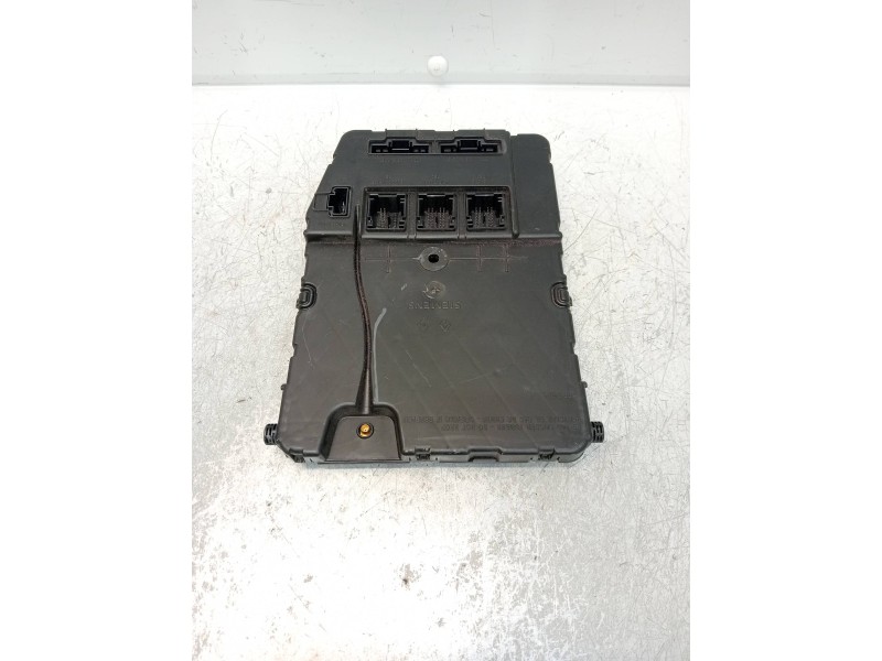 Recambio de caja reles / fusibles para renault scenic ii authentique referencia OEM IAM 8200309693 S118400310L 